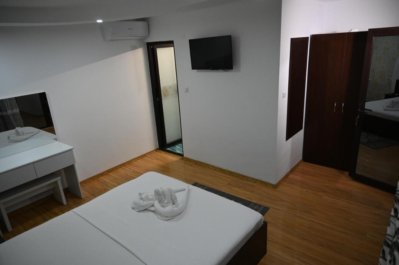 Pensiunea Savas Costinesti Exterior foto
